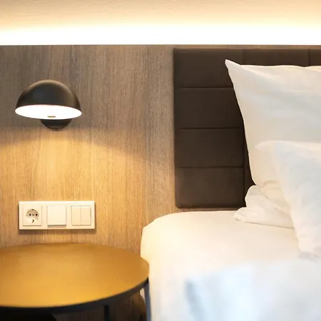 Stadthotel Dinklage, Self Check-in & Restaurant Direkt Am *