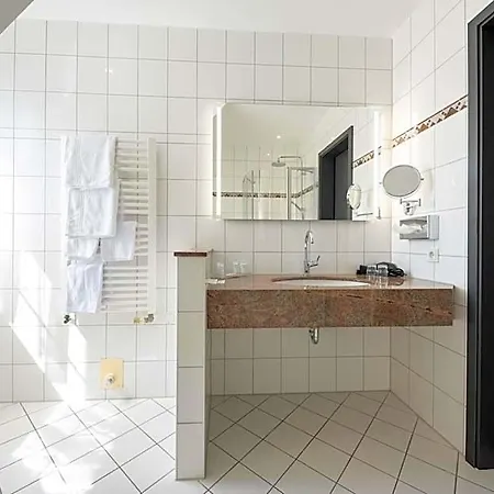 Stadthotel Dinklage, Self Check-in & Restaurant Direkt Am Hotel *