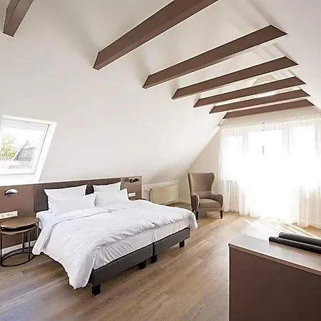 Stadthotel Dinklage, Self Check-in & Restaurant Direkt Am Dinklage