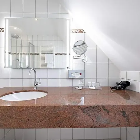 Stadthotel Dinklage, Self Check-in & Restaurant Direkt Am Hotel